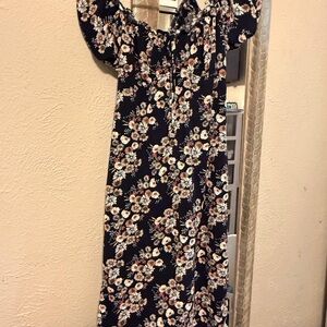 Forever 21 Black Floral Maxi Dress